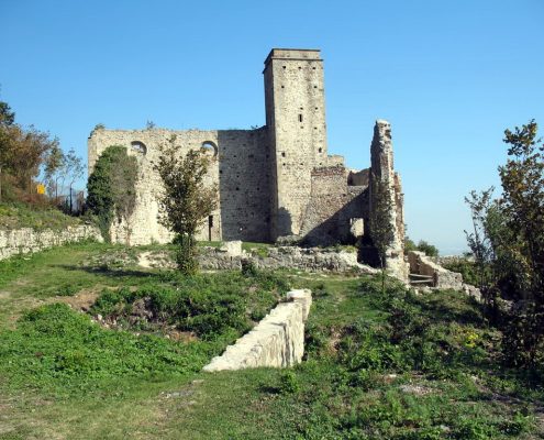 Escursione-Colli-Euganei-Monte-Venda-Monastero-Olivetani Escursione-Colli-Euganei-Monte-Venda-Monastero-Olivetani